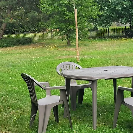 Apartman A La Salle De Jeux Et Son Jardin Autour De La Verte Dinant